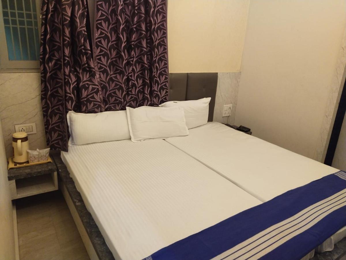 ורנאסי Hotel Gateway Kailash מראה חיצוני תמונה