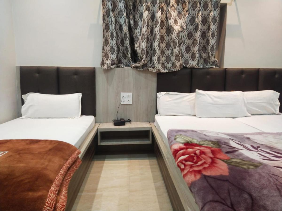 ורנאסי Hotel Gateway Kailash מראה חיצוני תמונה